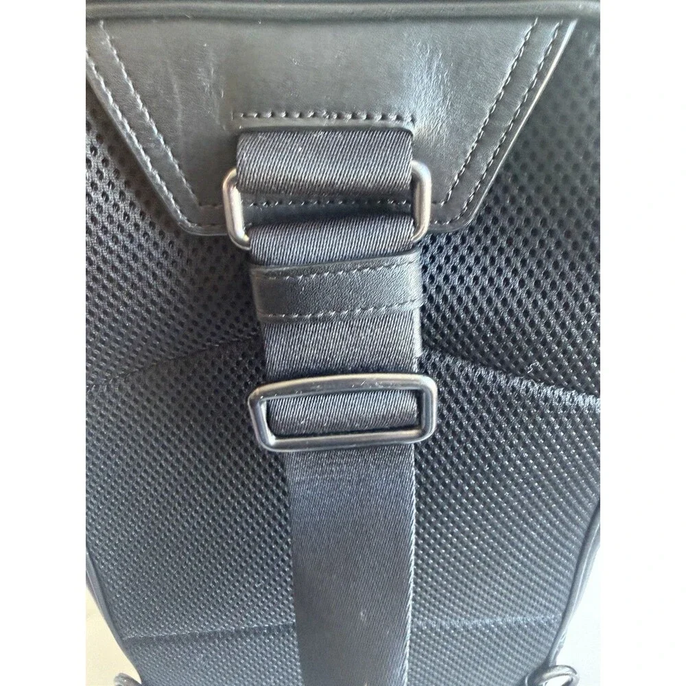 Coach Graham Pack C2931 Black Leather Sling Crossbody Backpack Men’s Unisex
